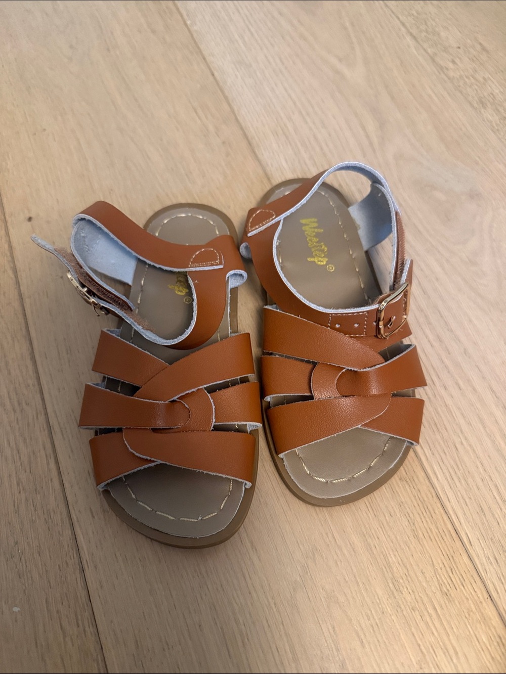 Kid Velcro Saltwater Sandals Size 9